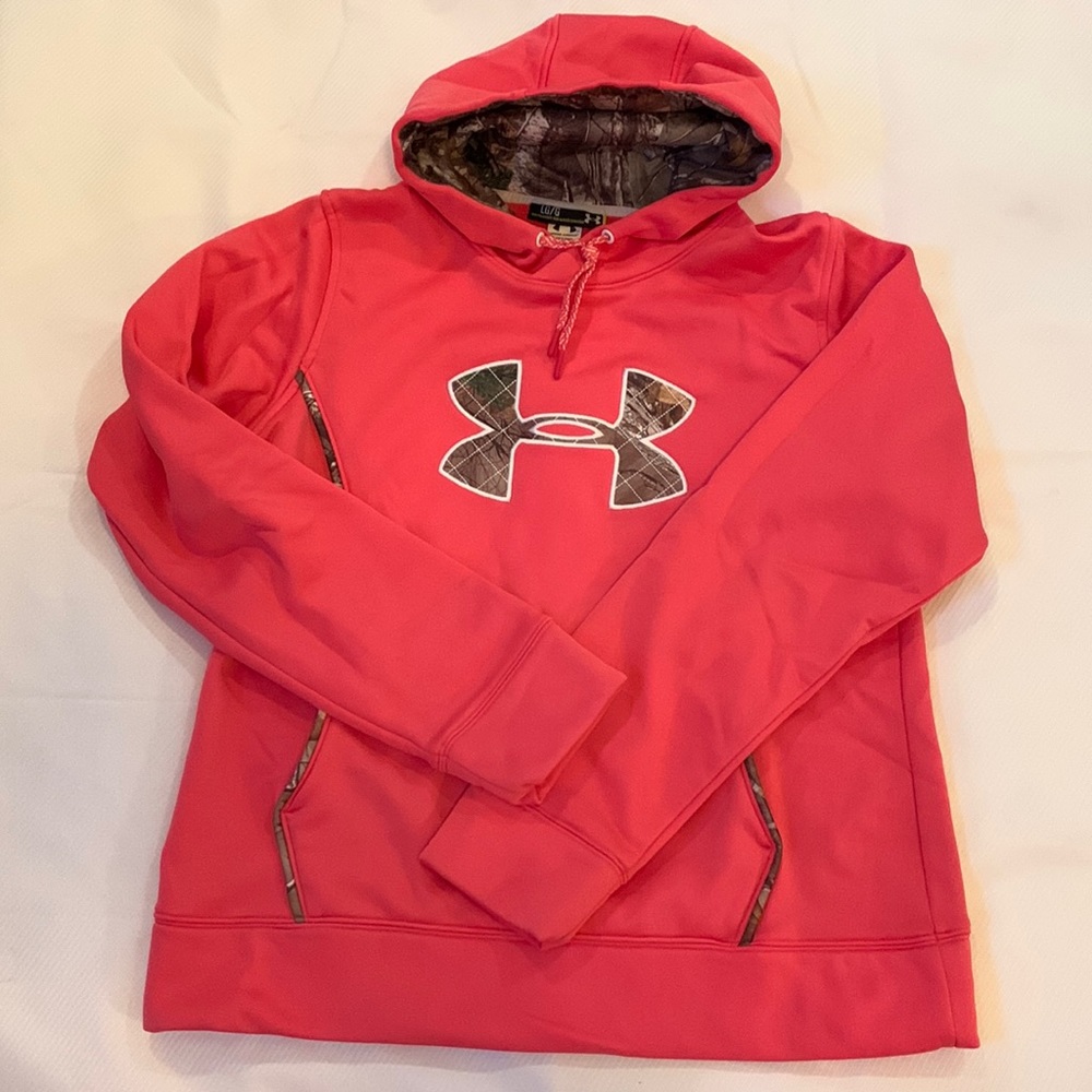 Under Armour sweatshirt